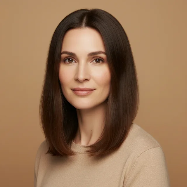 До ключиц: 30–40 см: кончики на ключицах. До ключиц — длина волос на модели